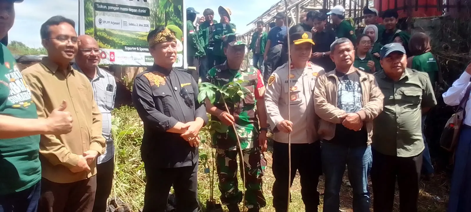 UNPAD Tanam 2.500 Pohon Sukun di Arjasari, Dorong Ketahanan Pangan dan Revitalisasi Lahan